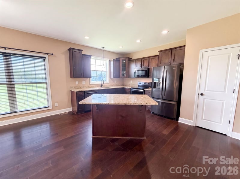 749 Williamsburg Estate Rd, Clover, SC 29710