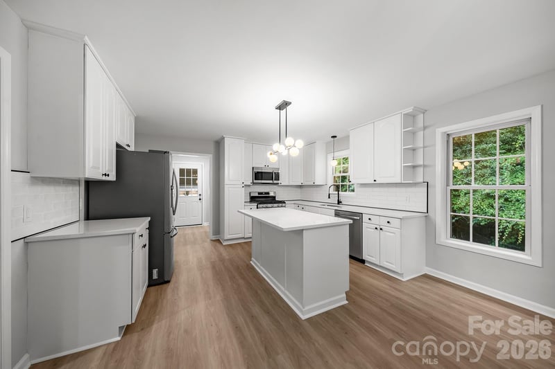 663 Lakeside Dr, Rock Hill, SC 29730