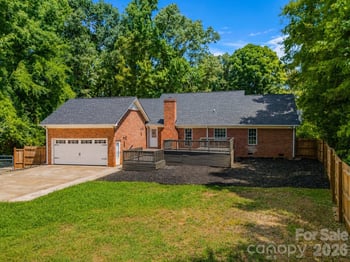 663 Lakeside Dr, Rock Hill, SC 29730