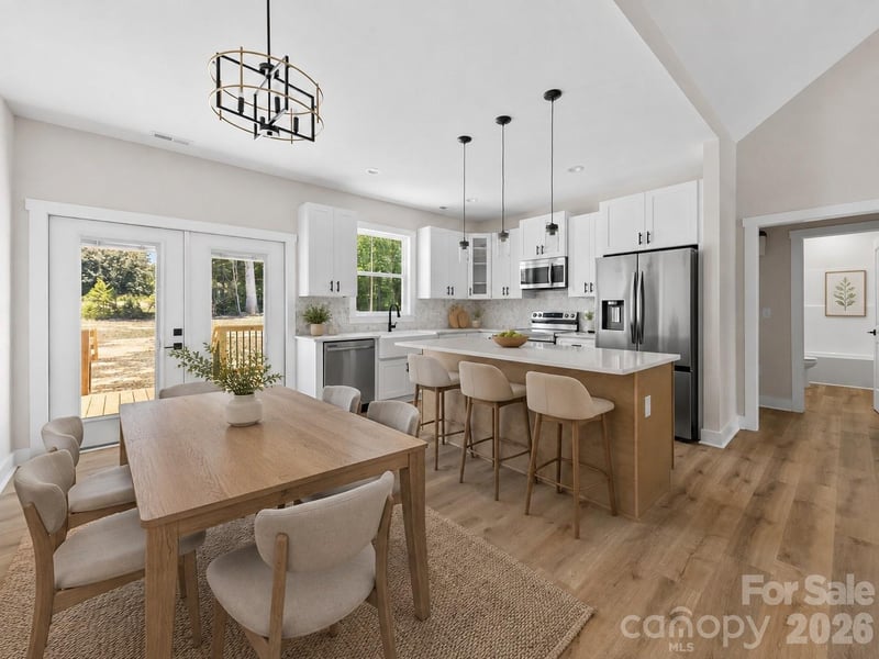 105 Darvee Rd, Blacksburg, SC 29702