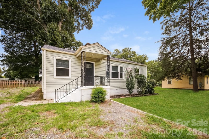 309 Eastside Dr, Statesville, NC 28625