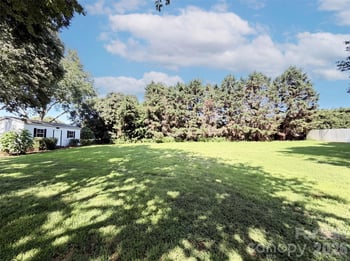 9020 Bartlett Rd, Charlotte, NC 28227