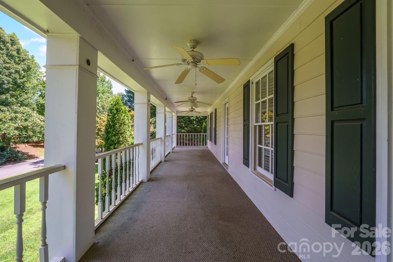 7000 Hollow Oak Dr, Charlotte, NC 28227