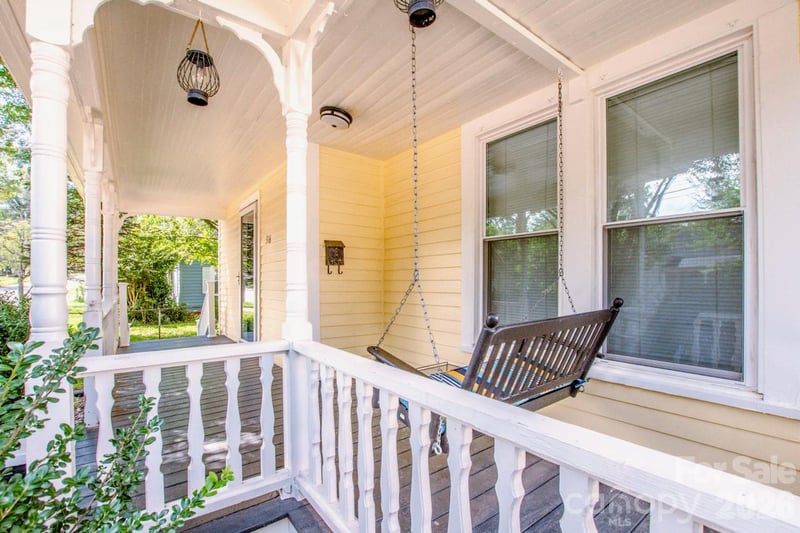 316 Race St, Statesville, NC 28677