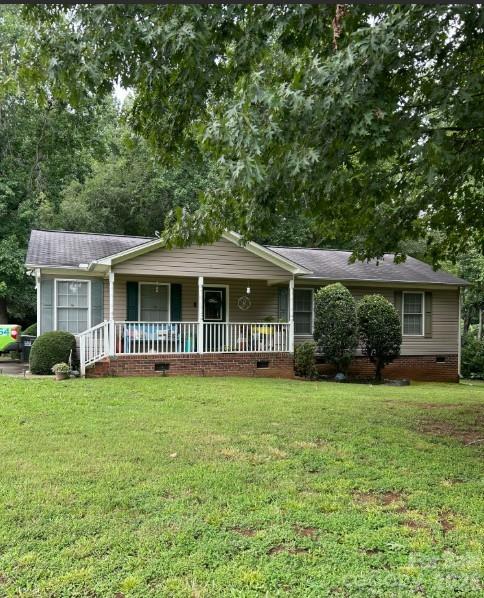 1007 Field Swallow Way, Clover, SC 29710