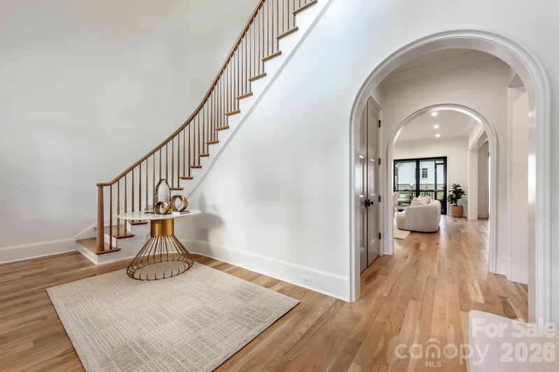 237 Canterbury Rd, Charlotte, NC 28211