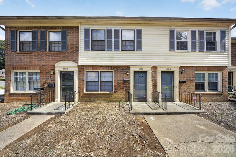 6835 Farmingdale Dr #B, Charlotte, NC 28212