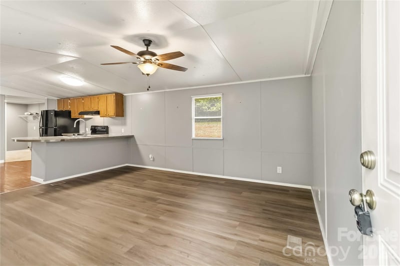 696 Kenwood Ln, Rock Hill, SC 29730