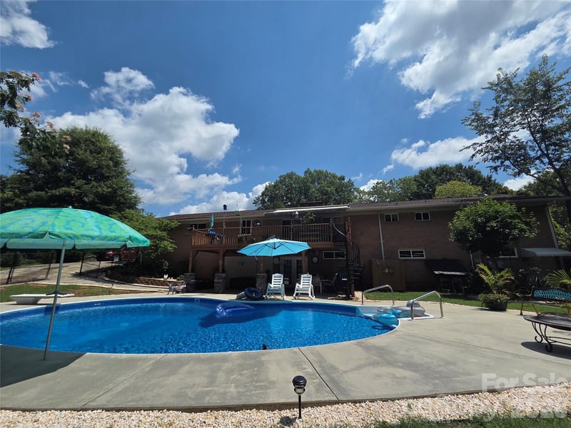 2413 Wedgewood Dr, Salisbury, NC 28146