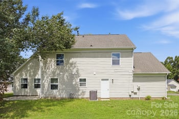 534 Mary Charlotte Dr, Charlotte, NC 28262