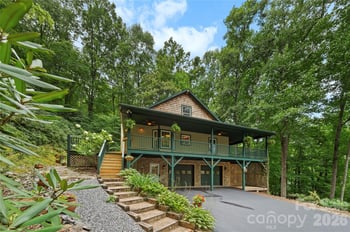 236 Holland Dr, Black Mountain, NC 28711