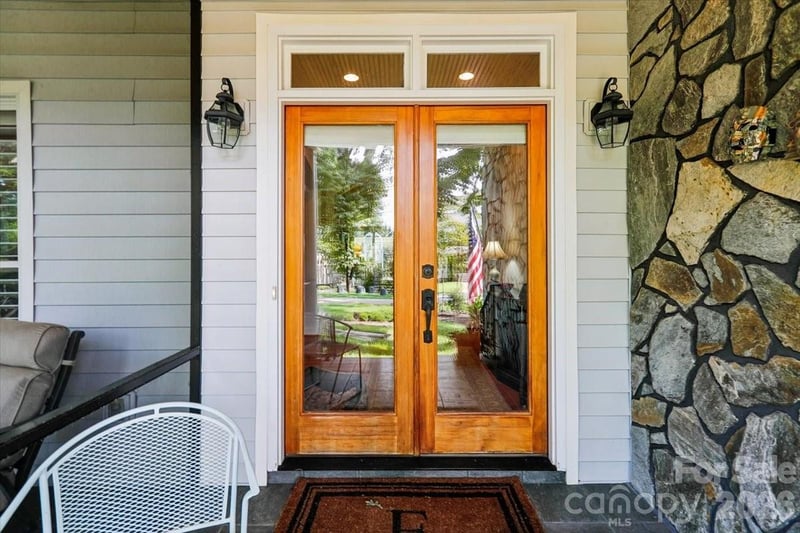 351 Catalina Dr, Mooresville, NC 28117