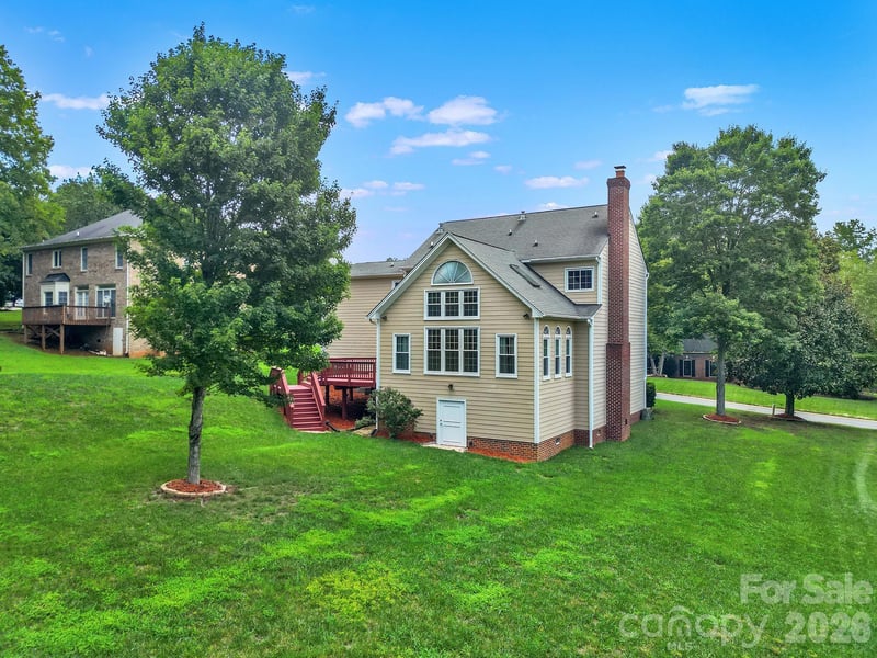 5709 Mallard Grove Rd, Charlotte, NC 28269