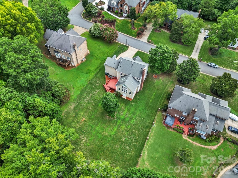 5709 Mallard Grove Rd, Charlotte, NC 28269