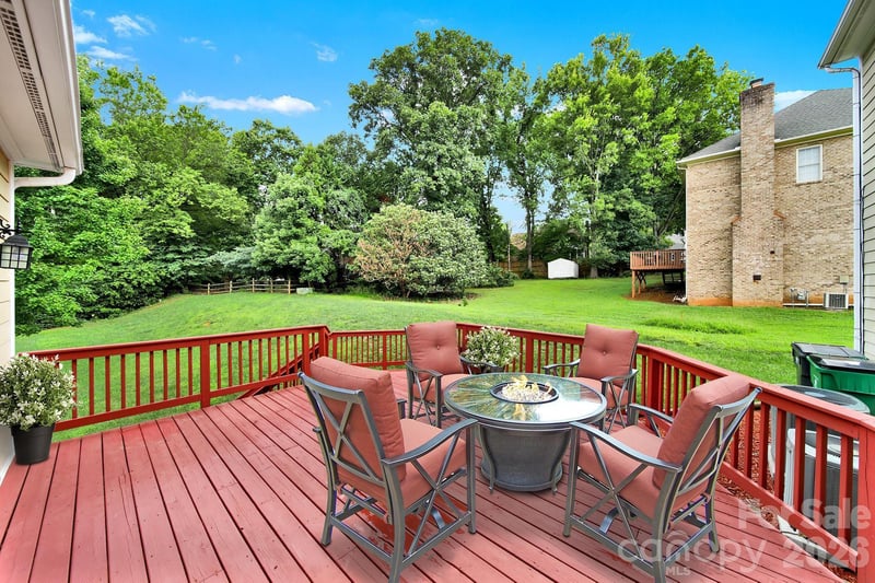 5709 Mallard Grove Rd, Charlotte, NC 28269