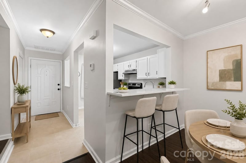 6216 Windsor Gate Ln, Charlotte, NC 28215