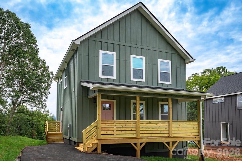 12 Crestfield Ave, Woodfin, NC 28804
