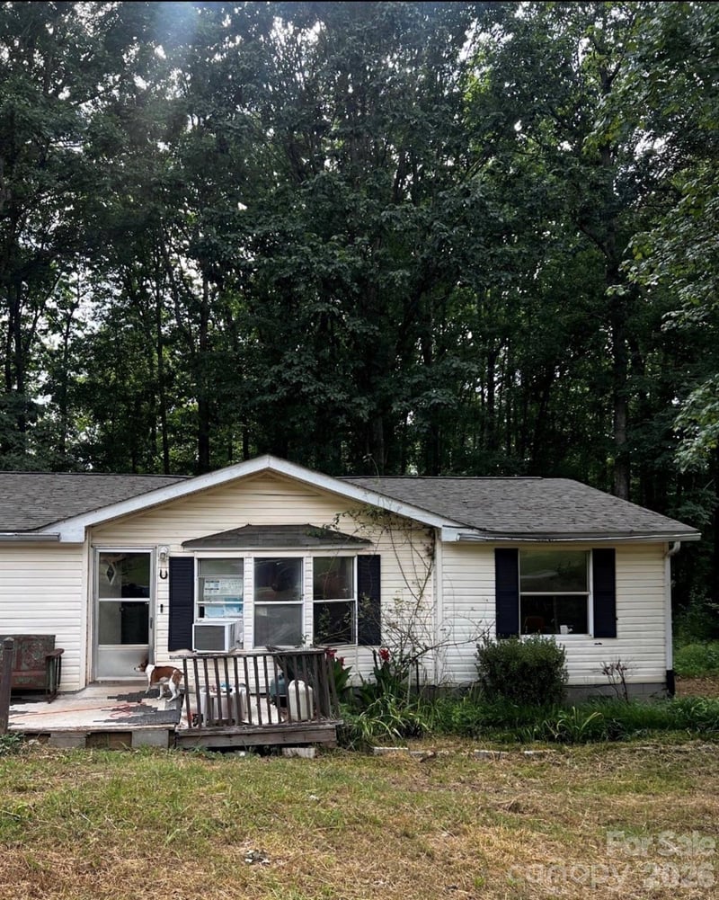 2697 Sentry Ln, Lincolnton, NC 28092