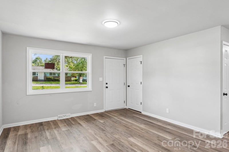 2545 Abelwood Rd, Charlotte, NC 28216