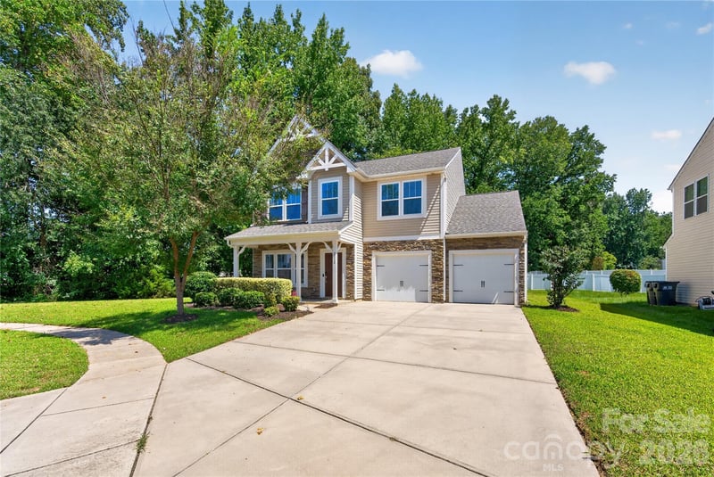 2512 Viburnum Ct, Charlotte, NC 28215