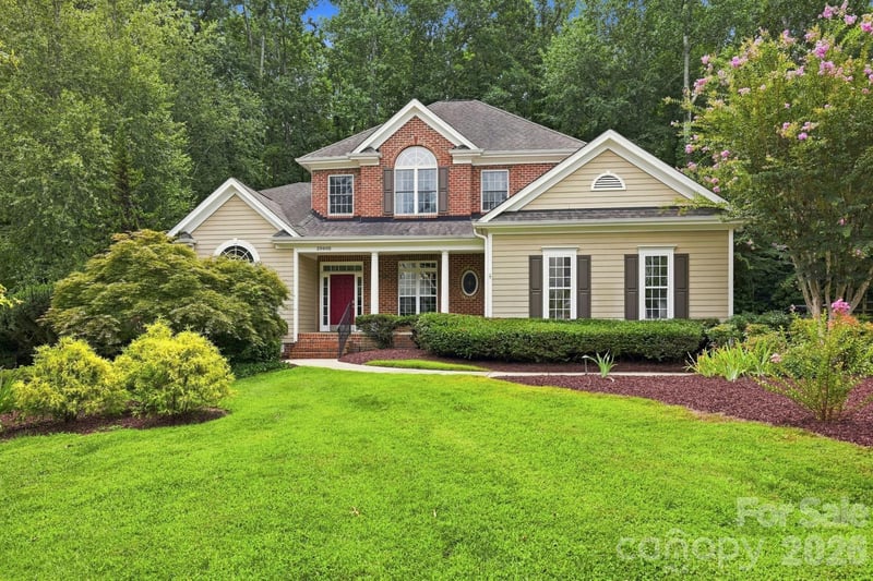 20605 Autumn Breeze Ct, Cornelius, NC 28031