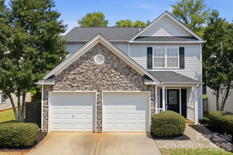 10404 Haddington Dr NW, Charlotte, NC 28269