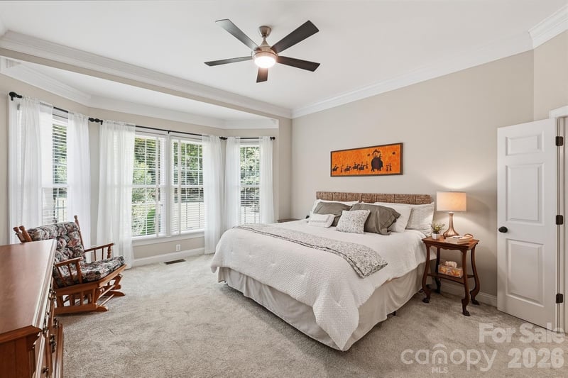 3518 Abbey Hill Ln, Charlotte, NC 28210
