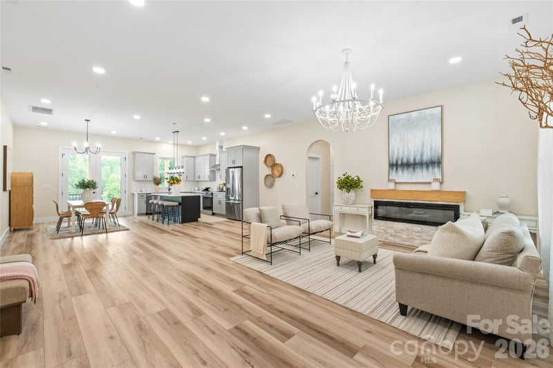 5822 Potter Rd, Waxhaw, NC 28173
