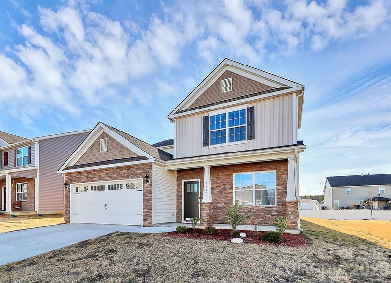 7347 Teague Dr, Gastonia, NC 28056
