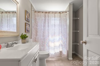 931 Reliance St, Charlotte, NC 28208