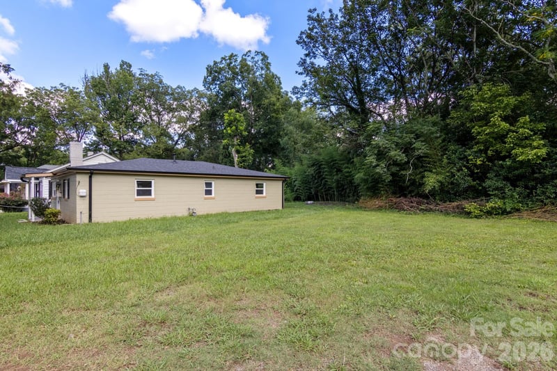 931 Reliance St, Charlotte, NC 28208