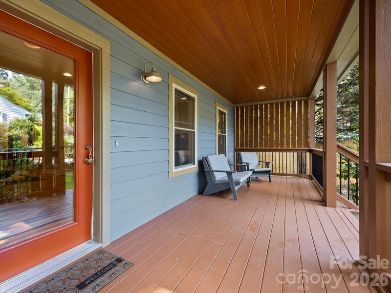56 Harvard Pl, Asheville, NC 28806