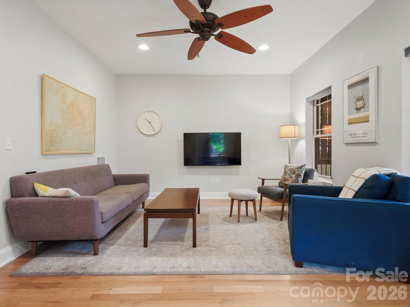 56 Harvard Pl, Asheville, NC 28806