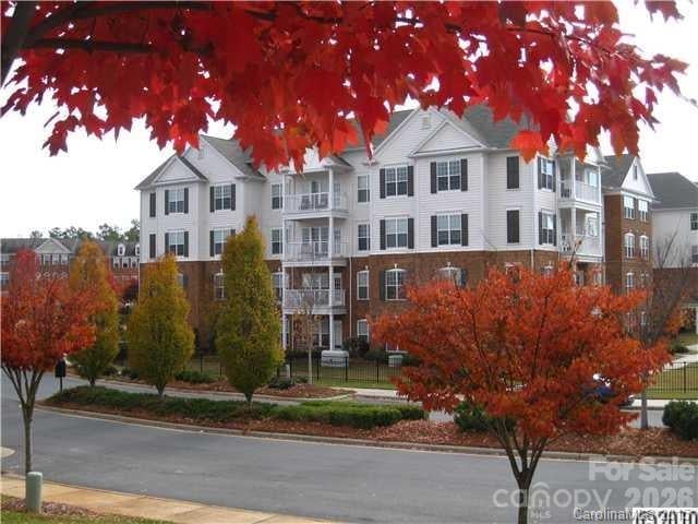 14817 Santa Lucia Dr, Charlotte, NC 28277