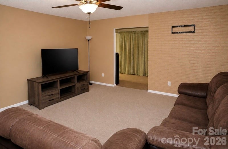 6210 Hilltop Ave, Kannapolis, NC 28081