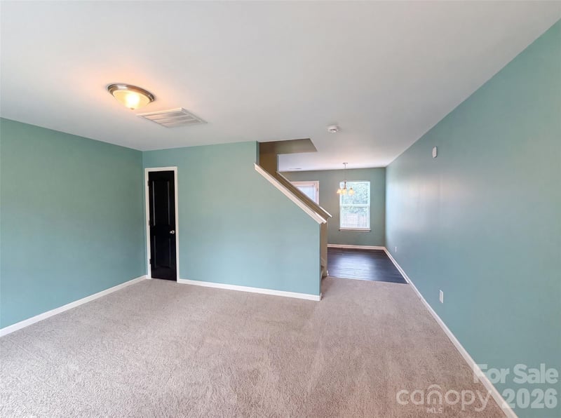 5730 Natick Dr, Charlotte, NC 28214