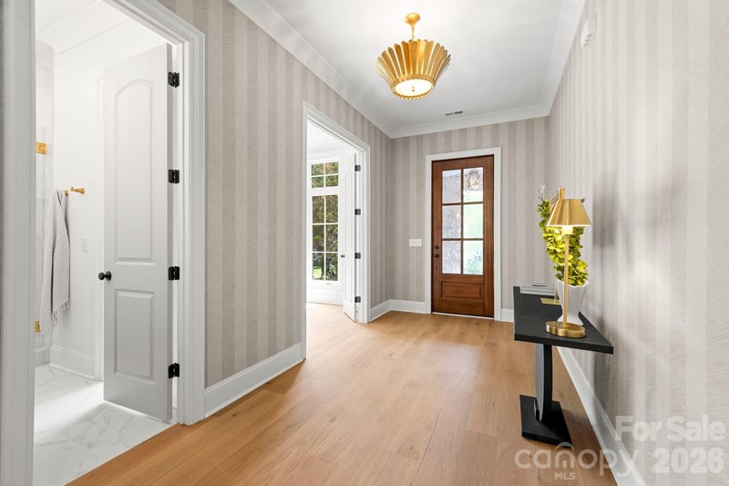 815 Manhasset Rd, Charlotte, NC 28209