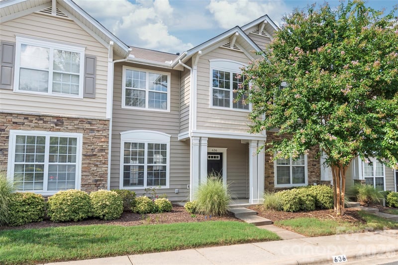 636 Brickdust Ct, Fort Mill, SC 29708