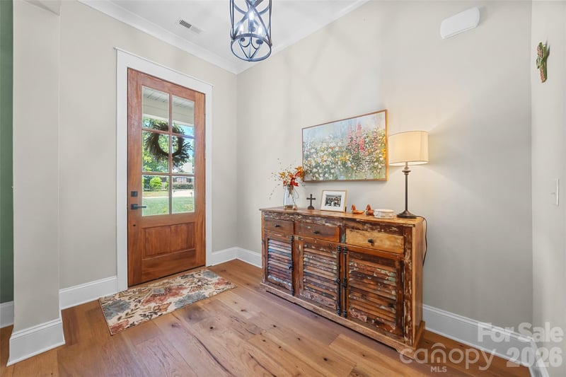 662 Sandbar Point, Lake Wylie, SC 29710