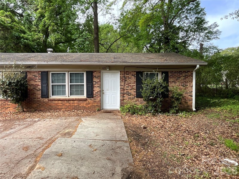 423 Carpenter St, Gastonia, NC 28054