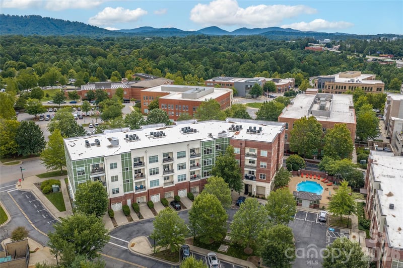 42 Schenck Pw #205, Asheville, NC 28803