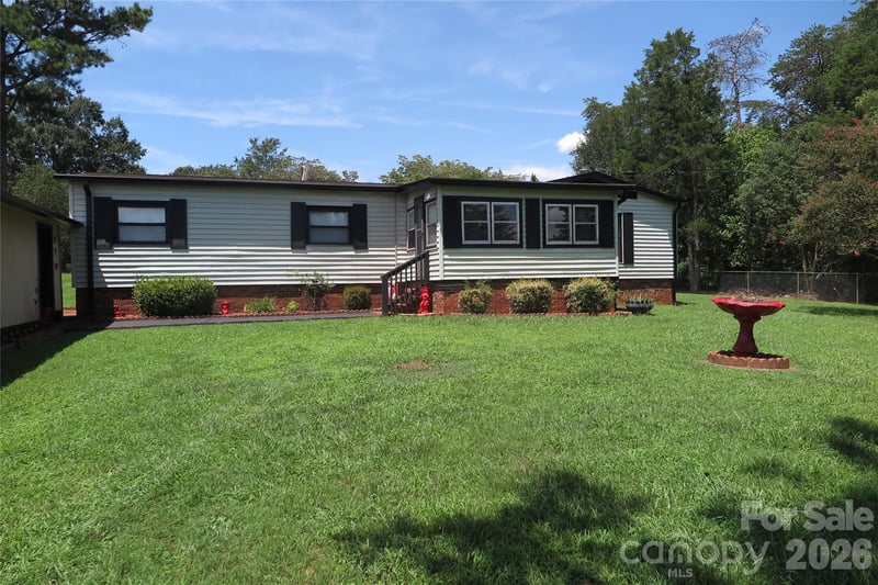 1042 Bexley Ln, Lincolnton, NC 28092