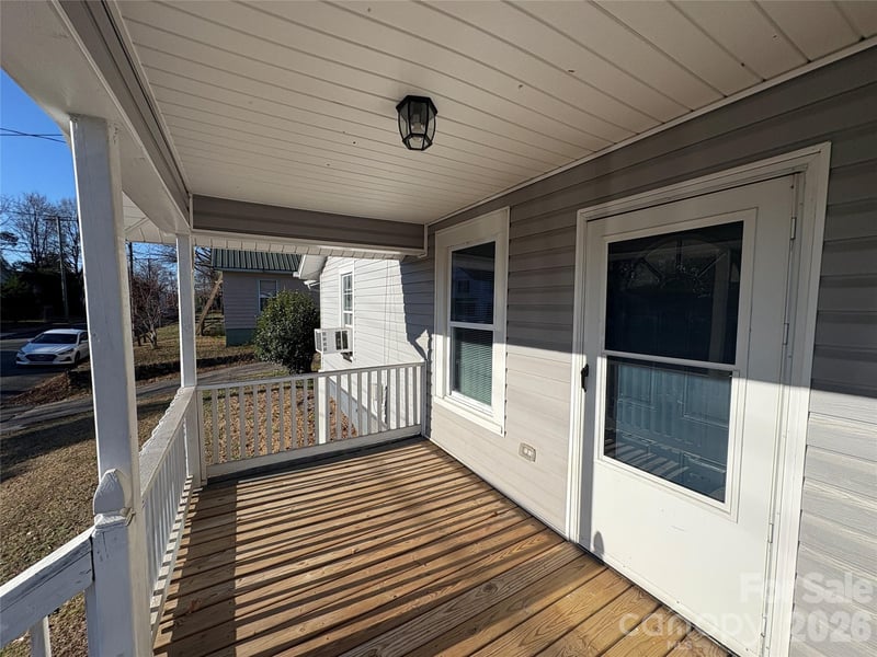 218 Odell Dr, Concord, NC 28025