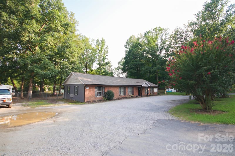 816 Congress St N, York, SC 29745