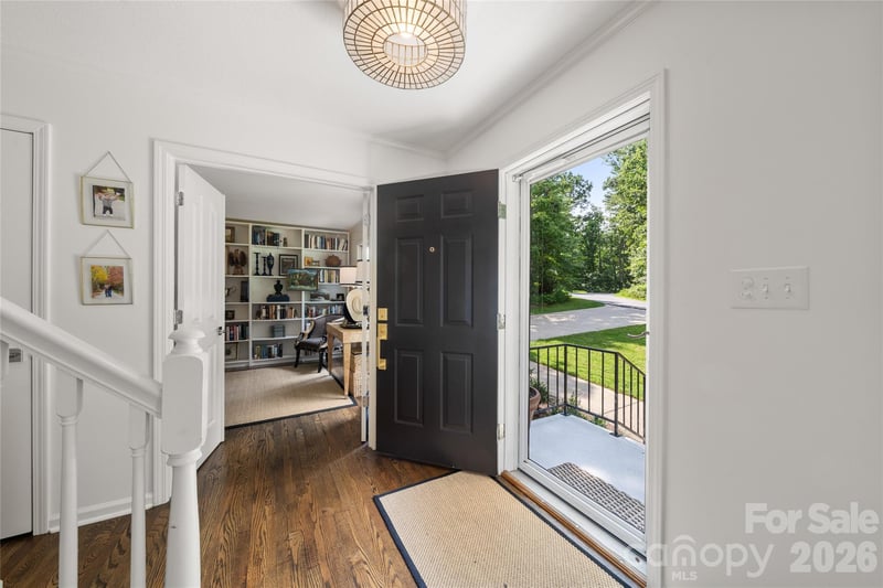 167 Skyview Cir, Asheville, NC 28804