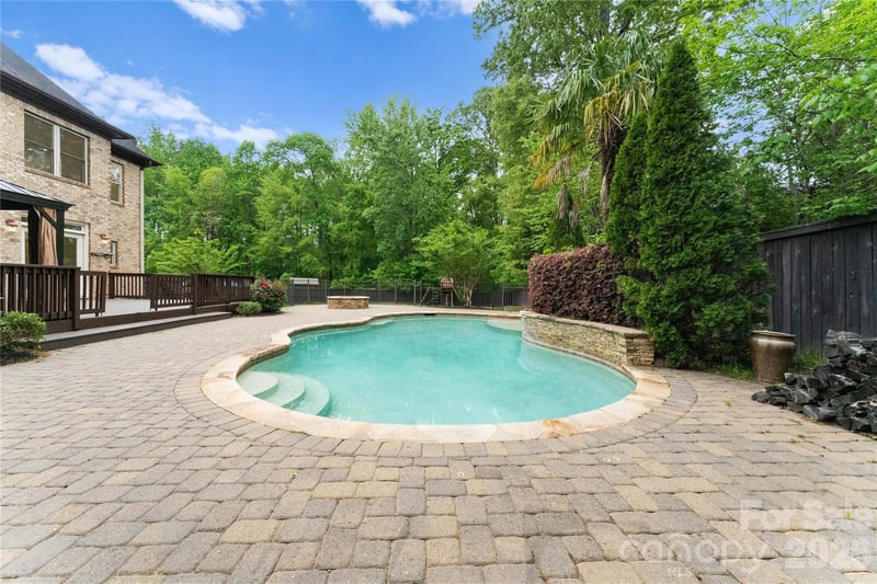 7307 Roseland Ave, Charlotte, NC 28277