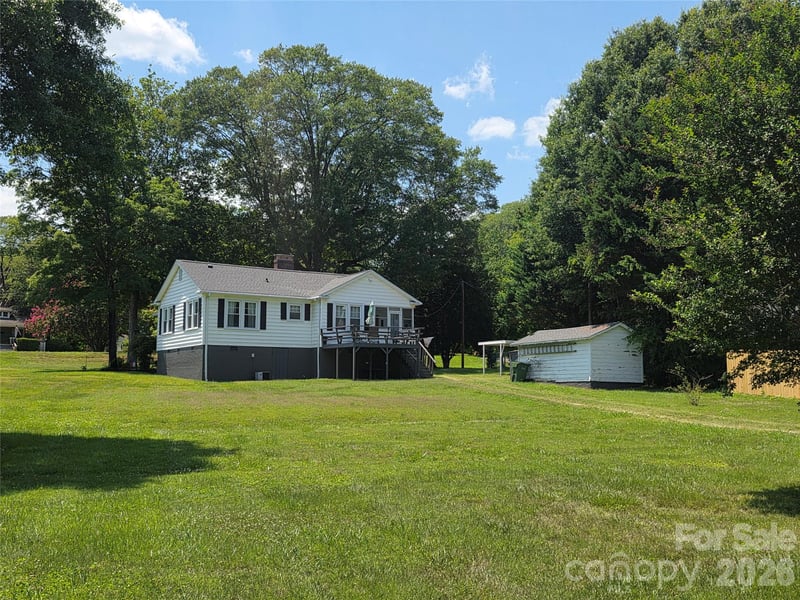 1106 Main St, Mount Holly, NC 28120