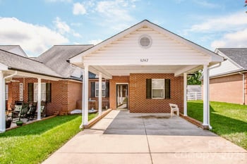 6242 Orchid Ct, Denver, NC 28037
