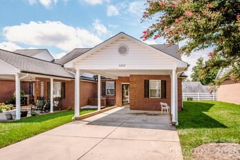 6242 Orchid Ct, Denver, NC 28037
