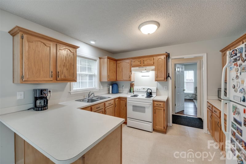 231 Roberts Ave, York, SC 29745